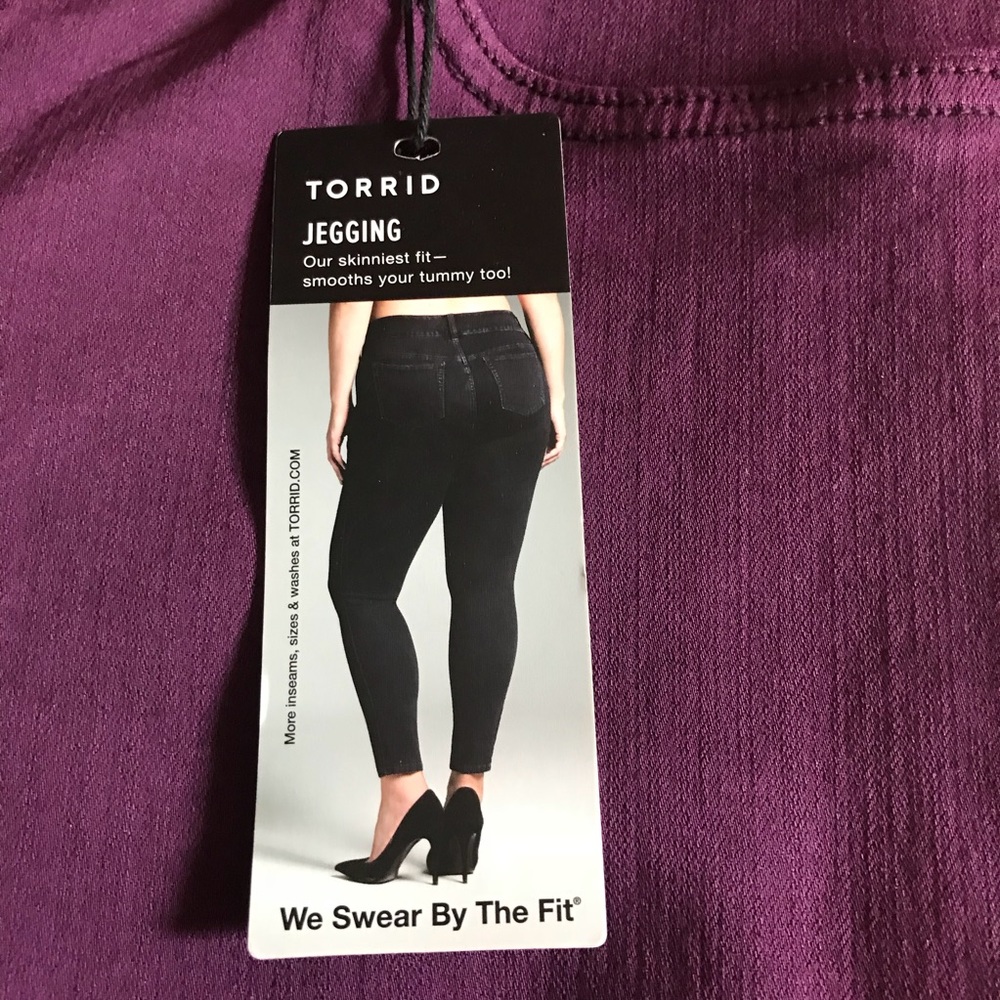 Torrid new with tags size 20 jeggings